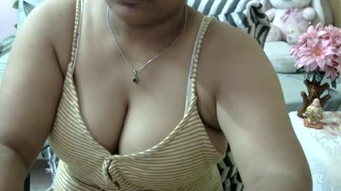 Snapshot of sweet_shivani chatting on 25, 7, 2026 sweet_shivani online show from 25, 7, 2026