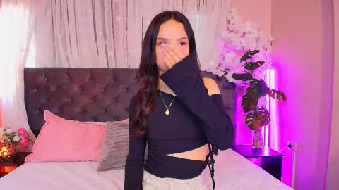 Snapshot of sweet_sofiii_ chatting on 21, 2, 2026 Sweet Sofiii online show from 21, 2, 2026