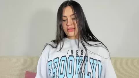 Snapshot of sweet_sophie_7 chatting on 24, 1, 2025 sweet_sophie_7 online show from 24, 1, 2025