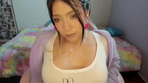 Snapshot of sweet_stephaniee chatting on 19, 9, 2025 online show from 19, 9, 2025