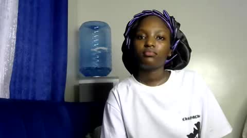 sweet_strawberina online show from 22, 5, 2026
