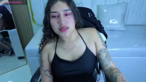 Online 800 to 1400 online show from 24, 10, 2025