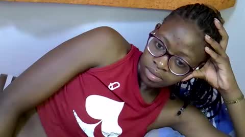 Snapshot of sweet_zarah chatting on 16, 3, 2026 sweet_zarah online show from 16, 3, 2026
