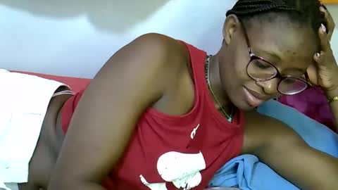 Snapshot of sweet_zarah chatting on 2, 4, 2026 sweet_zarah online show from 2, 4, 2026