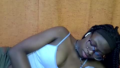 Snapshot of sweet_zarah chatting on 11, 4, 2026 sweet_zarah online show from 11, 4, 2026