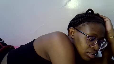 Snapshot of sweet_zarah chatting on 21, 4, 2026 sweet_zarah online show from 21, 4, 2026