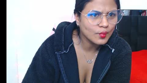 Snapshot of sweetalmaa chatting on 26, 2, 2025 Alma online show from 26, 2, 2025