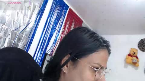 Snapshot of sweetalmaa chatting on 31, 10, 2025 Alma online show from 31, 10, 2025