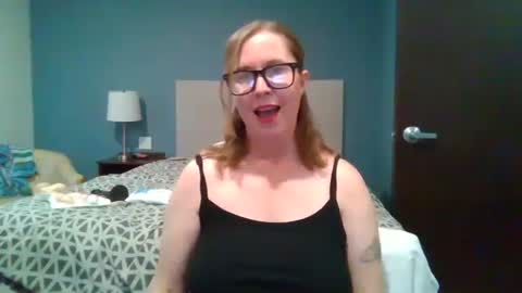 sweetandnaughty123 online show from 19, 10, 2025