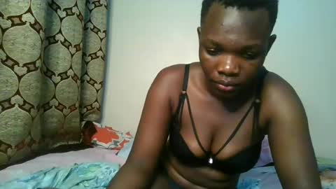 Snapshot of sweetassbabe20 chatting on 18, 6, 2026 Sweetass online show from 18, 6, 2026