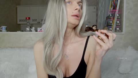 sweetbabyxx2021 online show from 10, 12, 2024