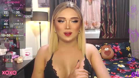 Snapshot of sweetbella118 chatting on 2, 12, 2024 bella online show from 2, 12, 2024