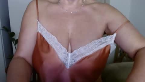 Snapshot of sweetberryxxx chatting on 12, 2, 2025 Diana online show from 12, 2, 2025