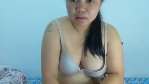 Snapshot of sweetbigtits_maria chatting on 23, 11, 2025 sweetbigtits_maria online show from 23, 11, 2025