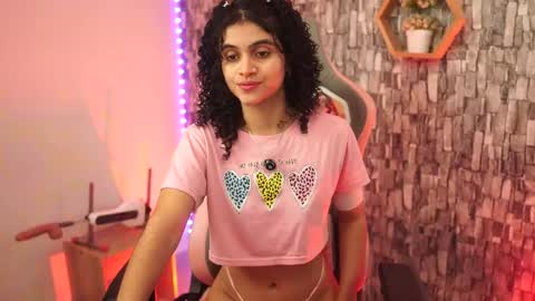 Snapshot of sweetbonii chatting on 22, 12, 2025 Salom independent model online show from 22, 12, 2025