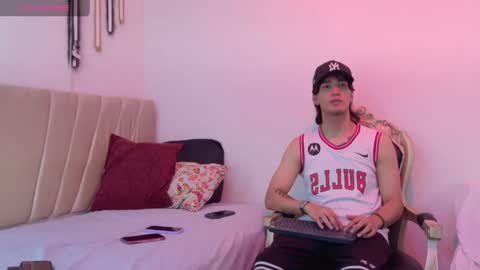 Snapshot of sweetbutspicy_ chatting on 6, 6, 2026 sweetbutspicy online show from 6, 6, 2026