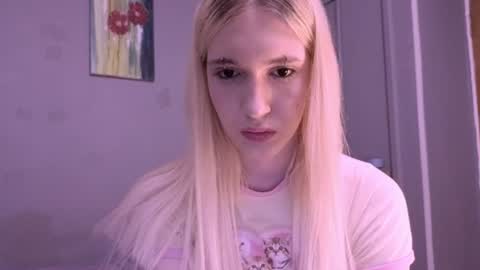 Snapshot of sweetcrystalll chatting on 16, 7, 2026 sweetcrystalll online show from 16, 7, 2026