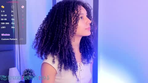 M I A online show from 13, 12, 2024