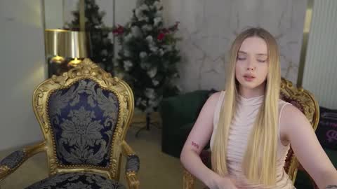 Snapshot of sweetdesiree_ chatting on 18, 12, 2025 Amelia online show from 18, 12, 2025