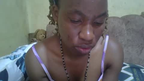 sweetdiva2012 online show from 27, 1, 2025