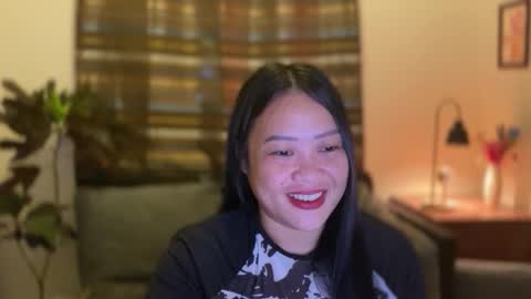 Snapshot of sweetestsmile_ chatting on 27, 11, 2025 Khaye online show from 27, 11, 2025