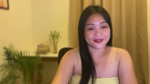 Snapshot of sweetestsmile_ chatting on 29, 4, 2026 Khaye online show from 29, 4, 2026