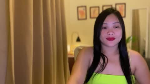 Snapshot of sweetestsmile_ chatting on 25, 6, 2026 Khaye online show from 25, 6, 2026