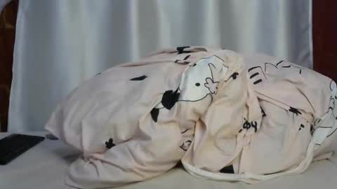 Snapshot of sweetfee chatting on 11, 9, 2025 sweetfee online show from 11, 9, 2025