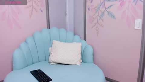 MIA  online show from 13, 2, 2025