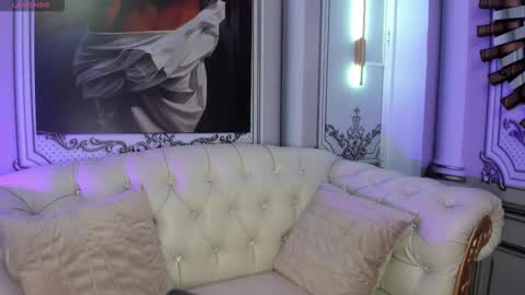 MIA  online show from 10, 9, 2025