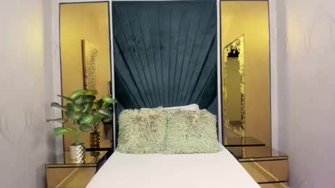 MIA  online show from 22, 10, 2025