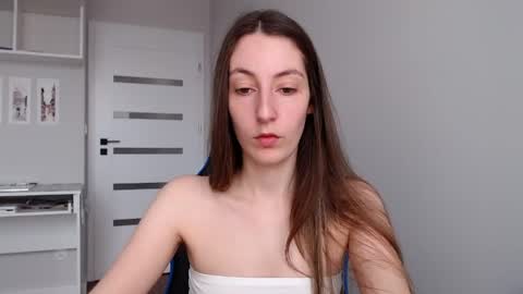 Snapshot of sweetheart_77 chatting on 31, 5, 2026 Emma online show from 31, 5, 2026