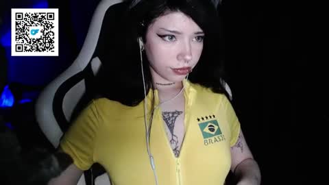Snapshot of sweetieamonet chatting on 12, 6, 2026 SweetieAmonet online show from 12, 6, 2026