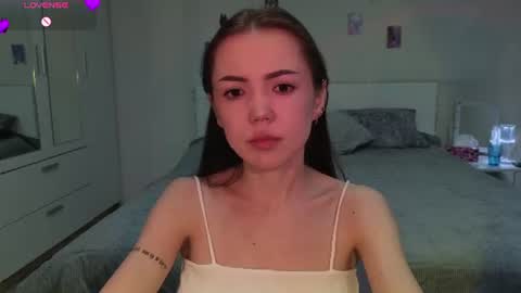 Snapshot of sweetieee_kira chatting on 7, 7, 2026 sweetieee_kira online show from 7, 7, 2026