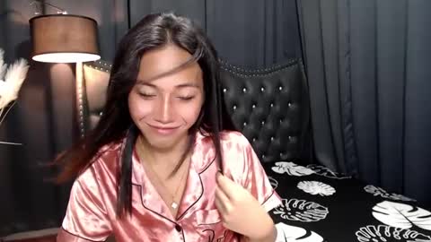 Snapshot of sweetiie_caren chatting on 5, 3, 2025 CAREN online show from 5, 3, 2025