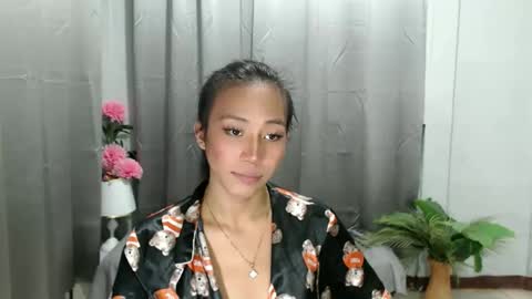 Snapshot of sweetiie_caren chatting on 11, 3, 2025 CAREN online show from 11, 3, 2025
