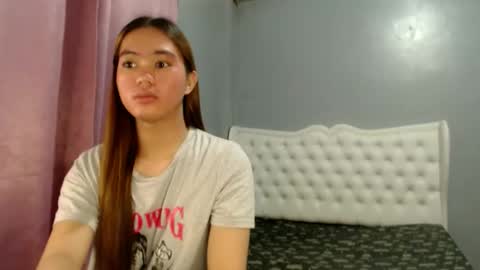 Snapshot of sweetkayexx chatting on 17, 4, 2026 SWEET KEYA online show from 17, 4, 2026