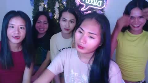 Snapshot of sweetladyboyx chatting on 21, 12, 2024   online show from 21, 12, 2024