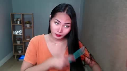 Snapshot of sweetladyboyx chatting on 1, 1, 2025   online show from 1, 1, 2025
