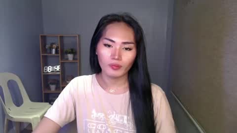 Snapshot of sweetladyboyx chatting on 8, 1, 2025   online show from 8, 1, 2025