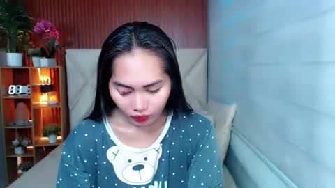 Snapshot of sweetladyboyx chatting on 9, 9, 2025   online show from 9, 9, 2025