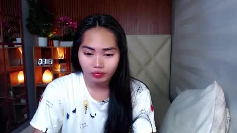 Snapshot of sweetladyboyx chatting on 1, 10, 2025   online show from 1, 10, 2025