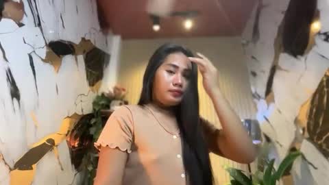 Snapshot of sweetladyboyx chatting on 2, 11, 2025   online show from 2, 11, 2025