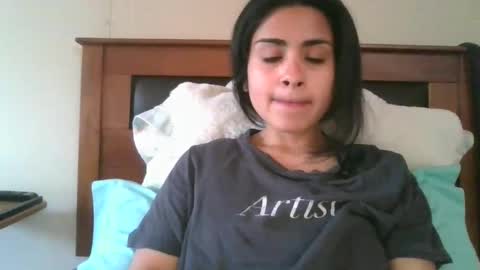Snapshot of sweetlatinafit chatting on 17, 11, 2025 sweetlatinafit online show from 17, 11, 2025