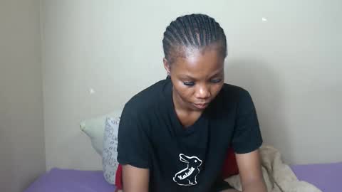 Snapshot of sweetlipss_ chatting on 9, 9, 2025 sweetlipss_ online show from 9, 9, 2025