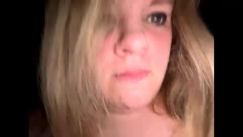 Snapshot of sweetlisa92 chatting on 11, 6, 2026 Lisa online show from 11, 6, 2026