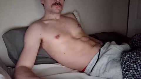 sweetlou22 online show from 4, 2, 2025