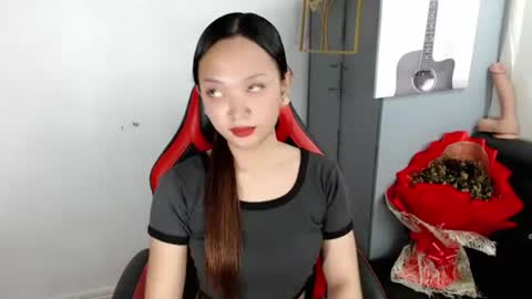 Snapshot of sweetlunarose chatting on 12, 7, 2026 lilcherry online show from 12, 7, 2026
