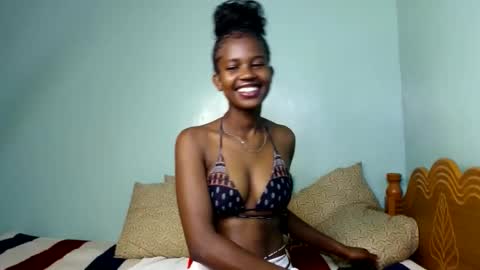 Snapshot of sweetlykaya chatting on 7, 6, 2026 KAYA online show from 7, 6, 2026