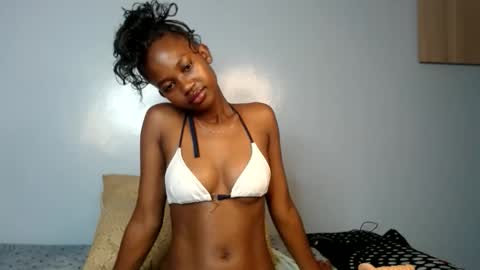 Snapshot of sweetlykaya chatting on 7, 6, 2026 KAYA online show from 7, 6, 2026